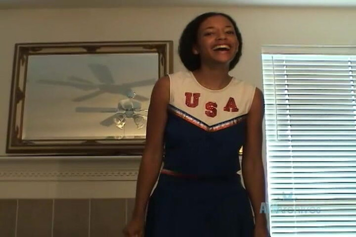 ATK Solo: Студентки в униформе.