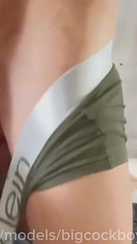 Filmed a Random Guy on the Highway - Jerking off in a Taxi! Hot