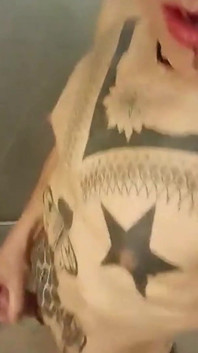 Předvádím mého krásného ptáka
