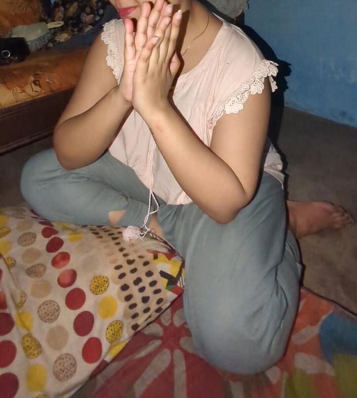 Creamy pussy: Nová indická Bhaabi ošukaná a hrátky s kundičkou od jejího švagra