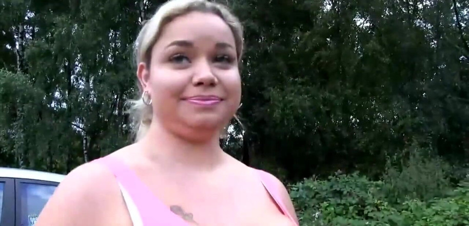 Creampie Clinic: Huge Knockers Sucks Doggers