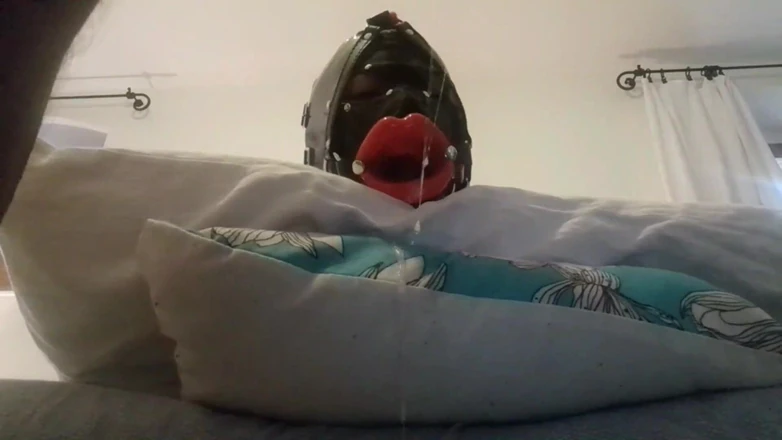 LauraOnHeels: MILF Mouth-fucked with Ring Gag