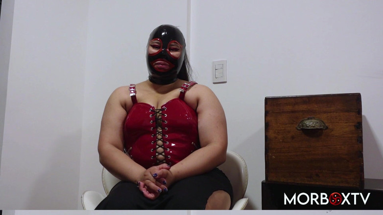 HardcoreC69: Рогоносец даёт жене, чтобы её трахали в рот, пока она не наполнит её молоком. А потом на ней