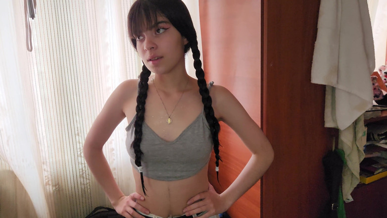 Jopy sex: Hermosa Laura трахает ее сводный брат