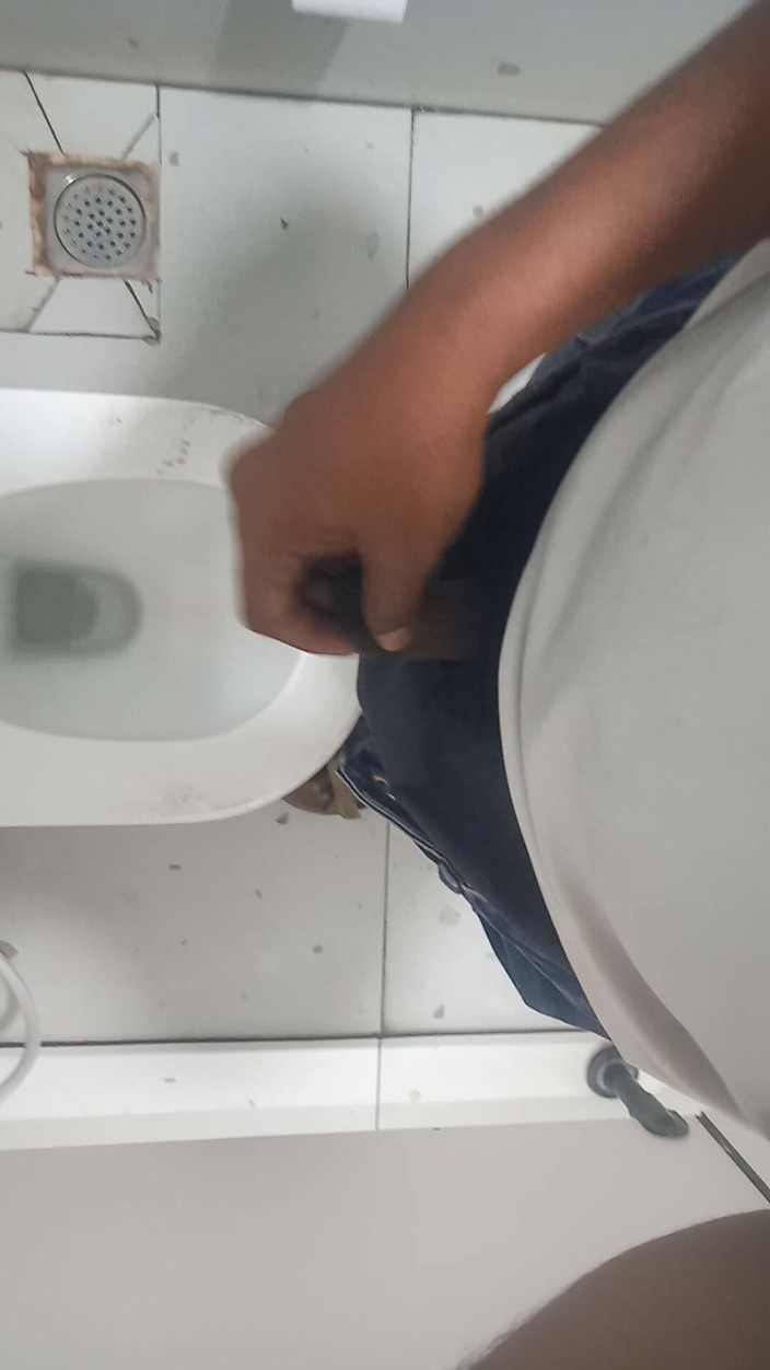 KUMBHA MANOJ KUMAR: O fut astăzi pe asistenta mea atât de tare, Merck,...