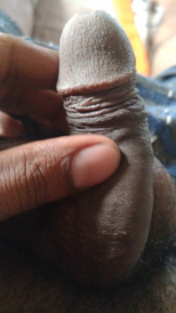 Indian Dick Without Erection Erection and Tip of Dick Where Pee and Sperm Comes Out.