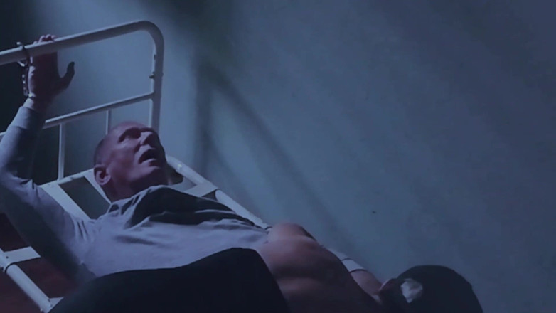 The adventures of Kylie Britain: オフィサー