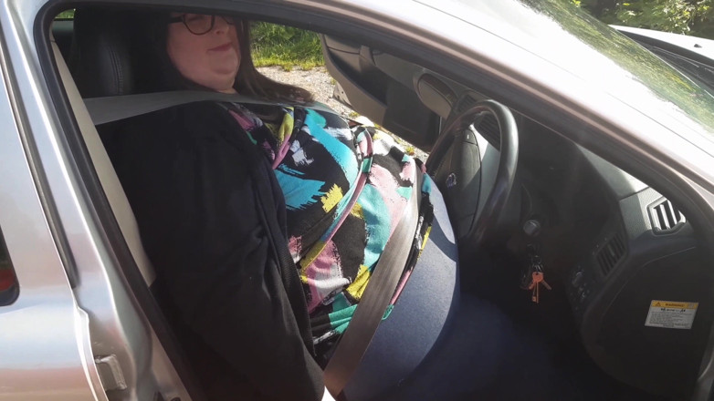 SSBBWLadyBrads: Grandota grandota lucha por encajar en coche + errores de grabación