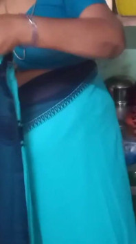 Indian Stepaunty Saree Changing Porn Video