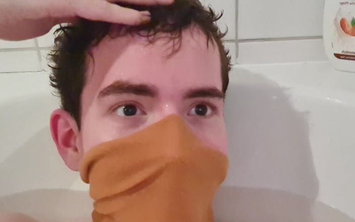 Prettyboi2000x: Ik heb deze hete video gemaakt van mij tijdens het...