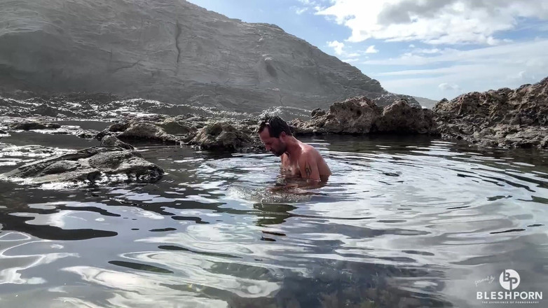 bleshporn: Натуральна гола ванна Тім Блеш