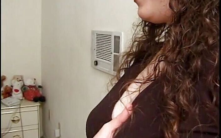 Hot and Wet: Stud bangs pregnat whore in black after getting BJ then...