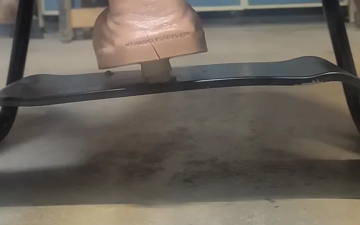 Lb13702: Big Hankeys Dildo on the Bouncy Sex Chair