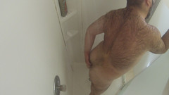 Thick Dick Industries: 我洗澡