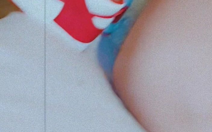 Cherriepie: Cherriepie in Red
