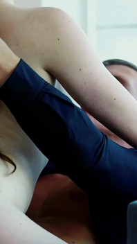 Samantha Bentley Wird Auf Der Couch Gefickt