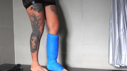 Asian Pussy Vision: Short cast leg and dominatrix outfit