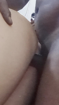 Il piacere da parte della mia moglie sexy
