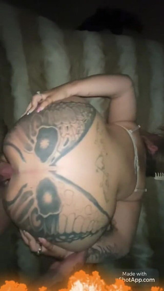 MzKiTTy91: moti gand vaali gori patni chodne laayak mammi ko jordaar...