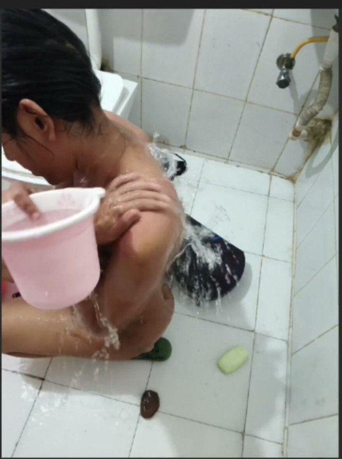 Annumastani: Desi Fuck After Bath