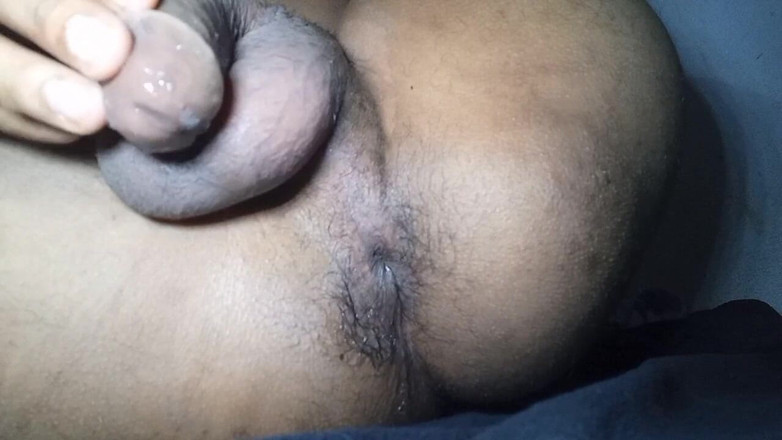 Anna Deo: Teenie-junge fickte sich in seinem schlafzimmer in den arsch