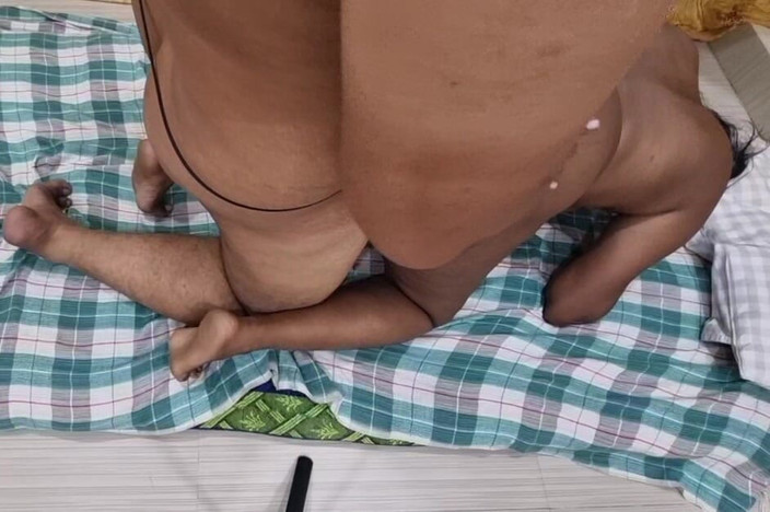 Kanna studio: Desi dívka má sex zezadu