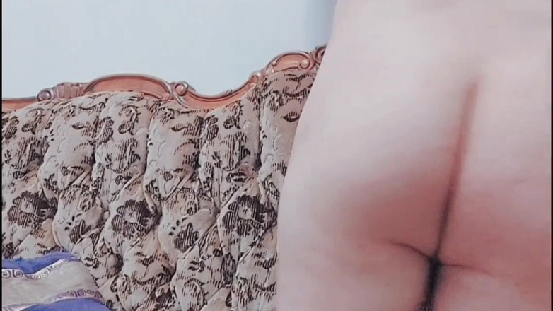 Kitty_Cross: Mastürbasyon ve sonunda büyük balon götlü seksi ateşli sarışın iri...