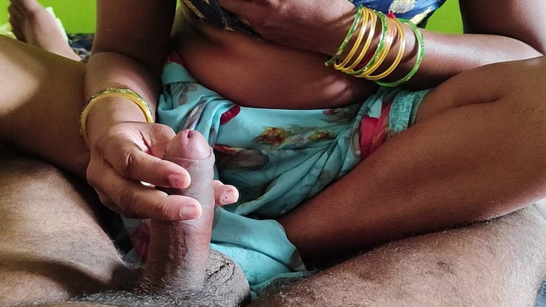 FULLMJEDETI: La bhabhi ha scosso il mio pene