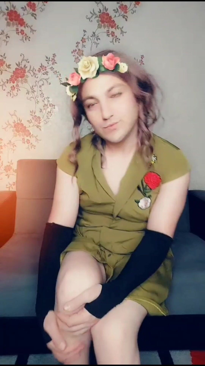Kitty_Cross: Fată destul de zână feminină drăguță