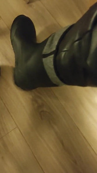 Gay Army Men Fuck. I'm in Rubber Boots and Leather Pants