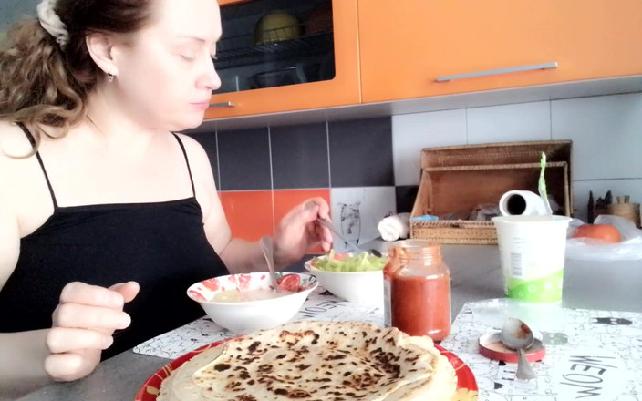 VikkiGeorgia: Ik eet