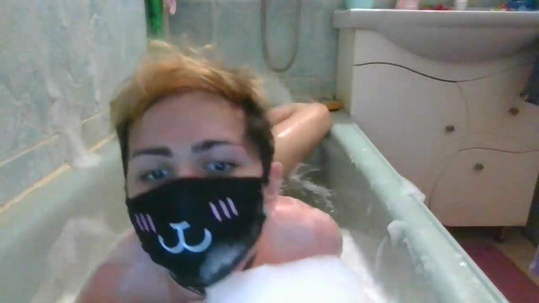 Dirty Parrot: Femboy likes it