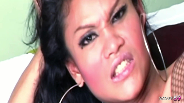 Shemale TS Collection: Tinderでのセクシーなアジア系シーメールがホテルでアナル交わされた