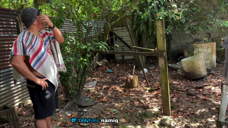 NamiQsein: O compadre chega da fazenda com muito calor porque...