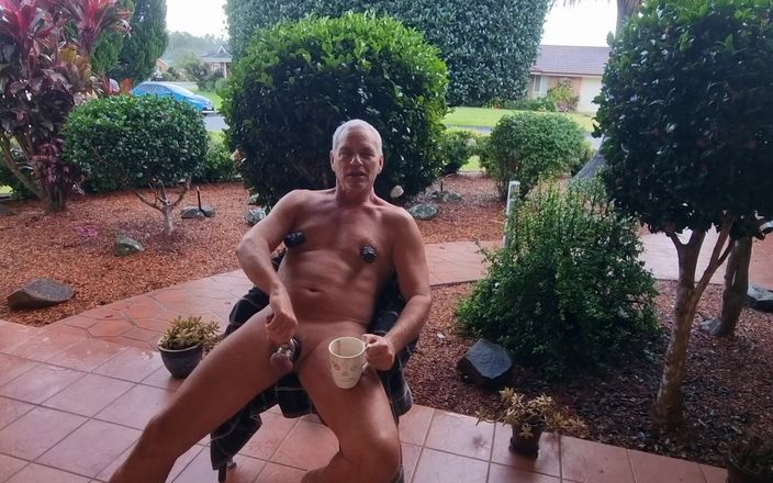 yogiyumyum: Daddy Outdoor
