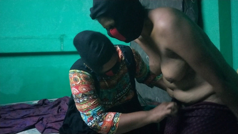 Benita sweety: Makcik membincangkan tentang pengalaman seks dan seks mubaligh