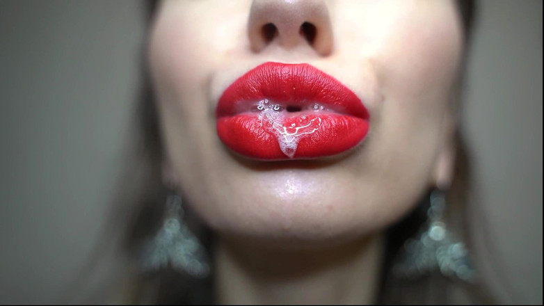 Rarible Diamond: Cewek sange dengan merah lagi asik muasin memeknya slow mo 3