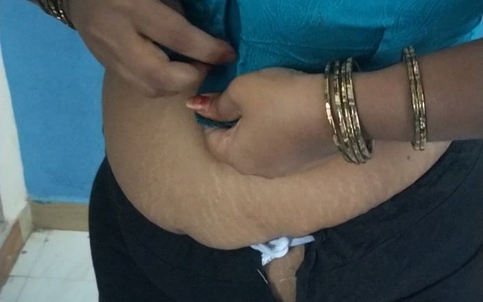 Tamil lesbian: Het Saree bär