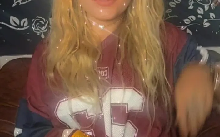 Moondrugz: Just Playing Around Being a Total Slut