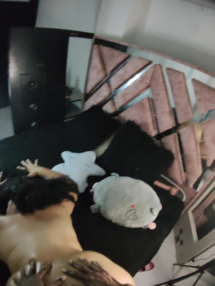 PABLO N3GROBAR: POV Gorrilla Booty z Peru