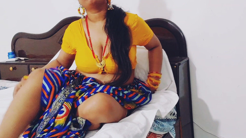 Hotty Jiya Sharmaa: Geile Devar neukt prachtige pas getrouwde Indische Bhabhi