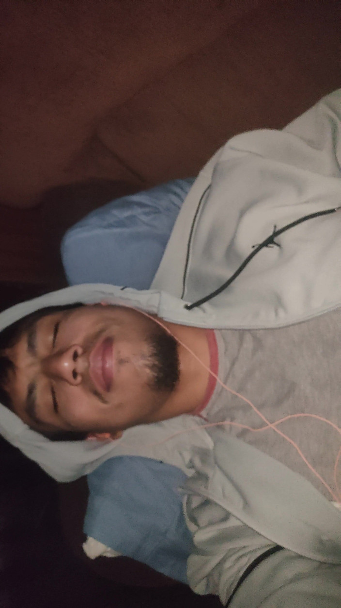 AlexAlejandro13: Arsız bir elle evde olmak