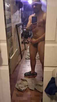 A trebuit să frece unu afară