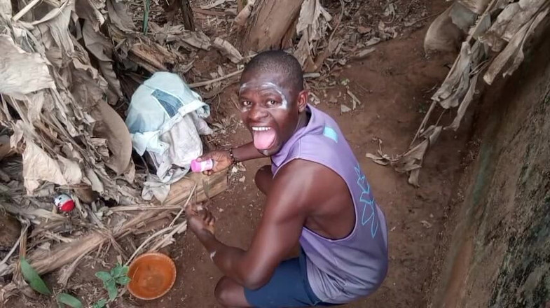 Moviesporn1: लंबा लंड वेलेंटाइन में लड़कियों को संरक्षण दे रहा है