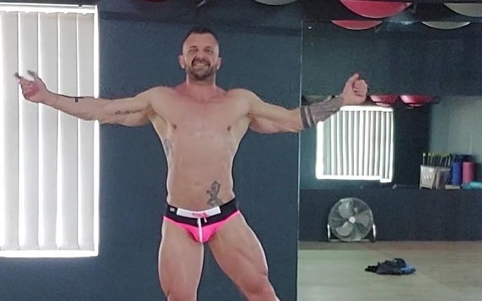Bruno_Blane: Show préparation pour une compétition de bodybuilding