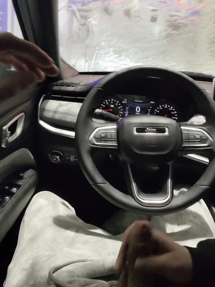 Mya Lane: Muie cu spălătorie auto și ruperea prezervativului cu vedere la persoana 1