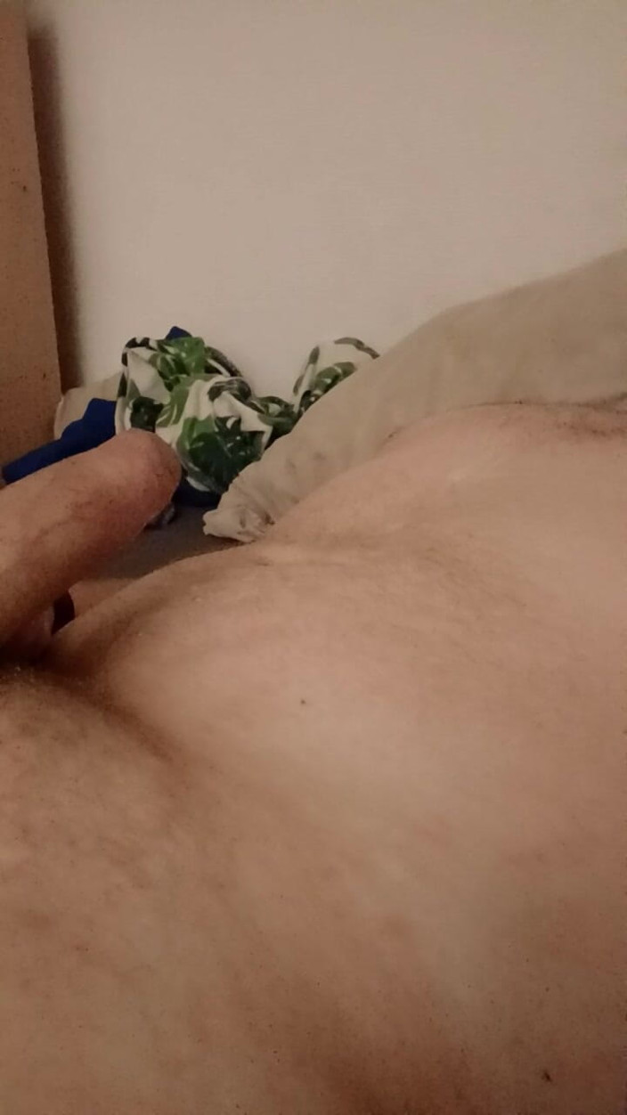 Oniasura: Já a sperma na břiše, ještě jsem se neoholil