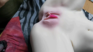 SEXY_GUYBEST: ダッチワイフのアップデート、マンコの絵付け、人形のスタイル変更