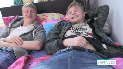 Twin Qs: Cute boy Liam makes pale Twink James cum with his...