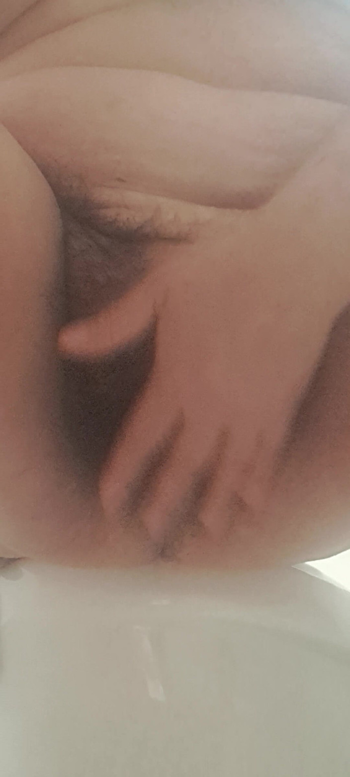 Mommy big hairy pussy: Limpando a vagina de mil maduros